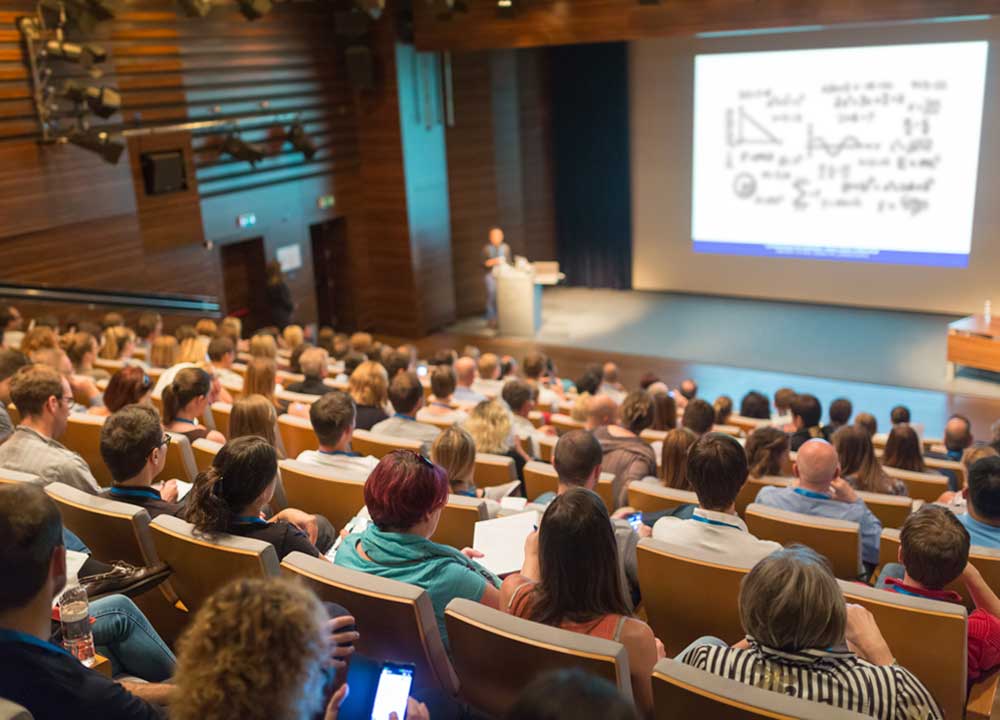 University & Further Mathematics Tuition in London